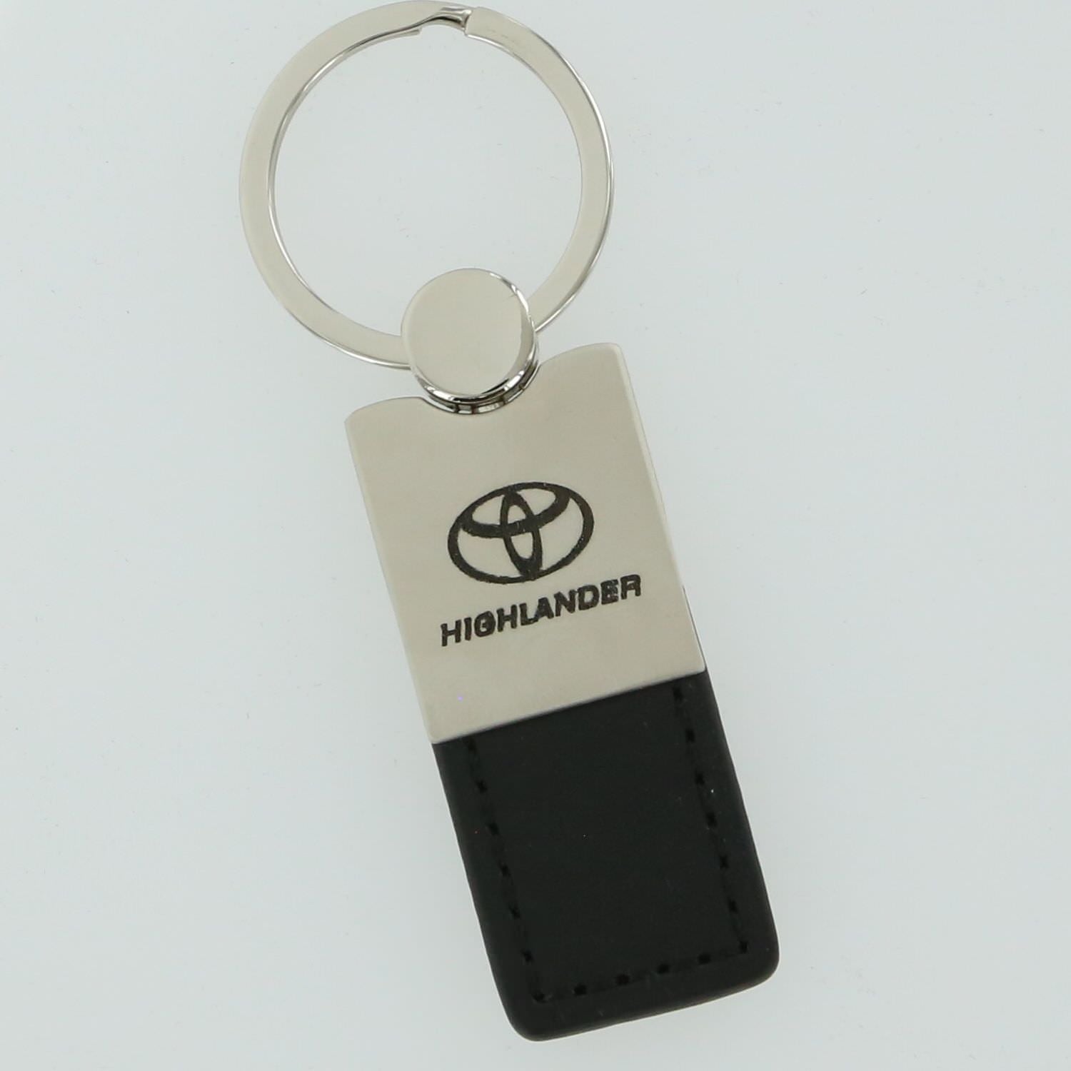 Toyota Highlander Leather Key Ring (Black) - Custom Werks