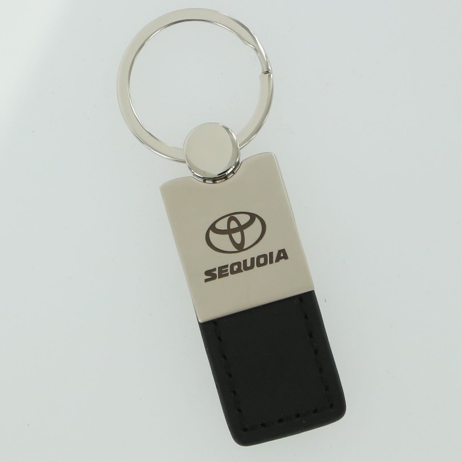 Toyota Sequoia Leather Key Ring (Black) - Custom Werks